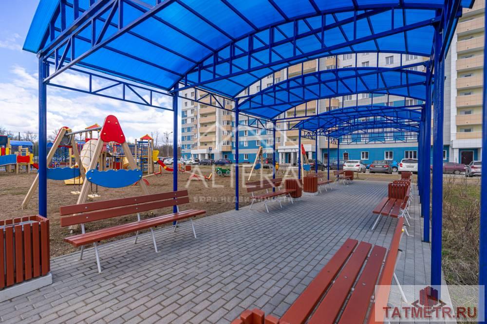 Продажа / Квартиры, Казань, улица Андрея Адо, 4 100 000 При входе в квартиру вы сразу почувствуете уют и тепло этой квартиры. Она очень просторная, светлая и сразу порадует... - 22
