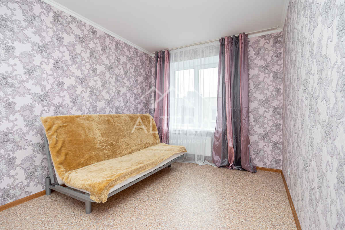Продажа / Квартиры, Царево, улица Петра Гаврилова, 3 750 000 Продается прекрасная 2кк в ЖК Царево 42,1 квм ВАЖНО Юридический чистый объект Подходит для покупки по ЖНК и за... - 2