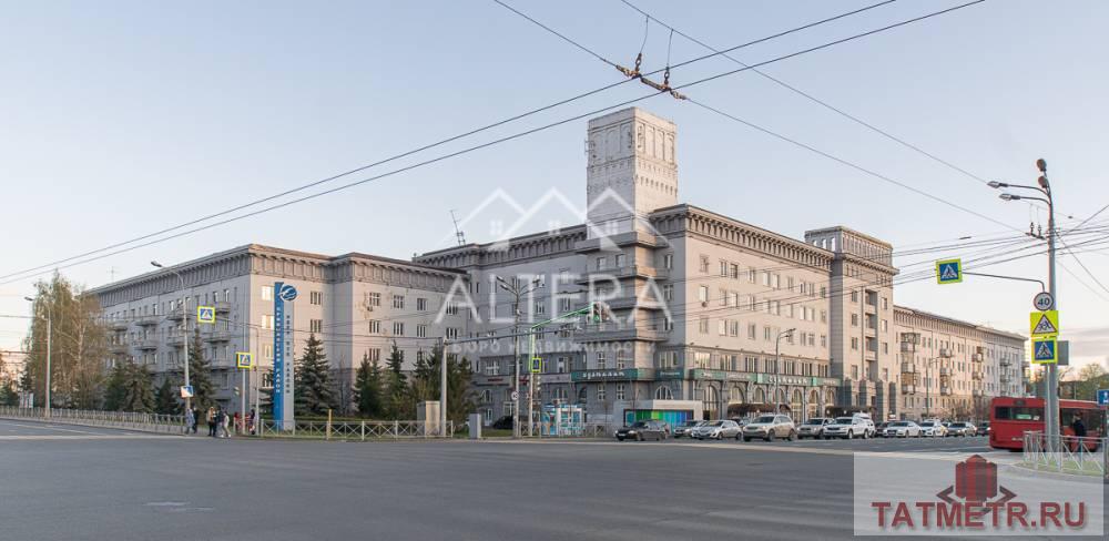Продажа / Квартиры, Казань, улица Нурсултана Назарбаева, 5 400 000 Продается: Просторная 2 комнатная распашонка в величественной сталинке. Дом полностью кирпичный, с толстыми стенами и... - 20