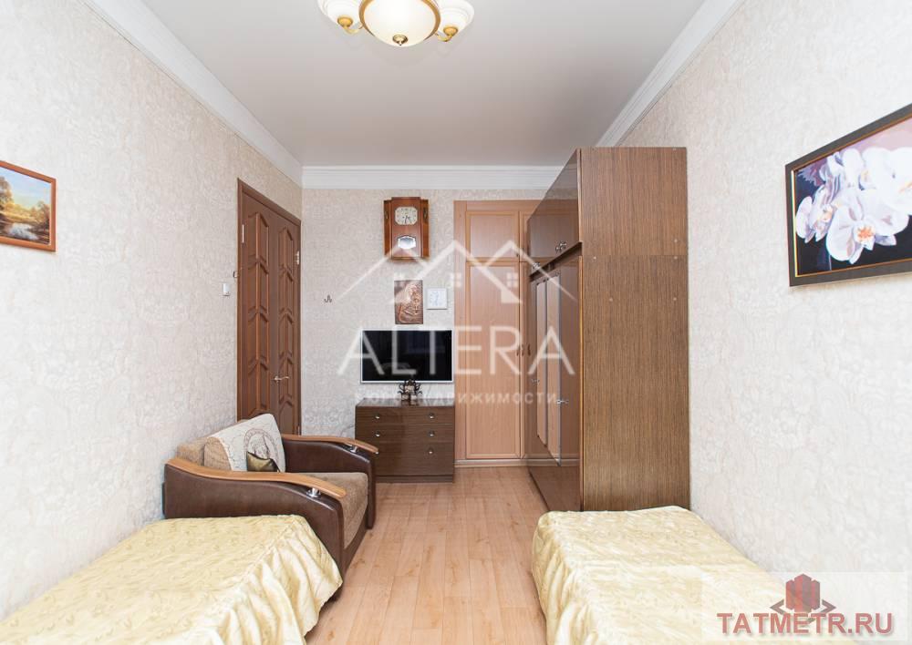 Продажа / Квартиры, Казань, улица Нурсултана Назарбаева, 5 400 000 Продается: Просторная 2 комнатная распашонка в величественной сталинке. Дом полностью кирпичный, с толстыми стенами и... - 5