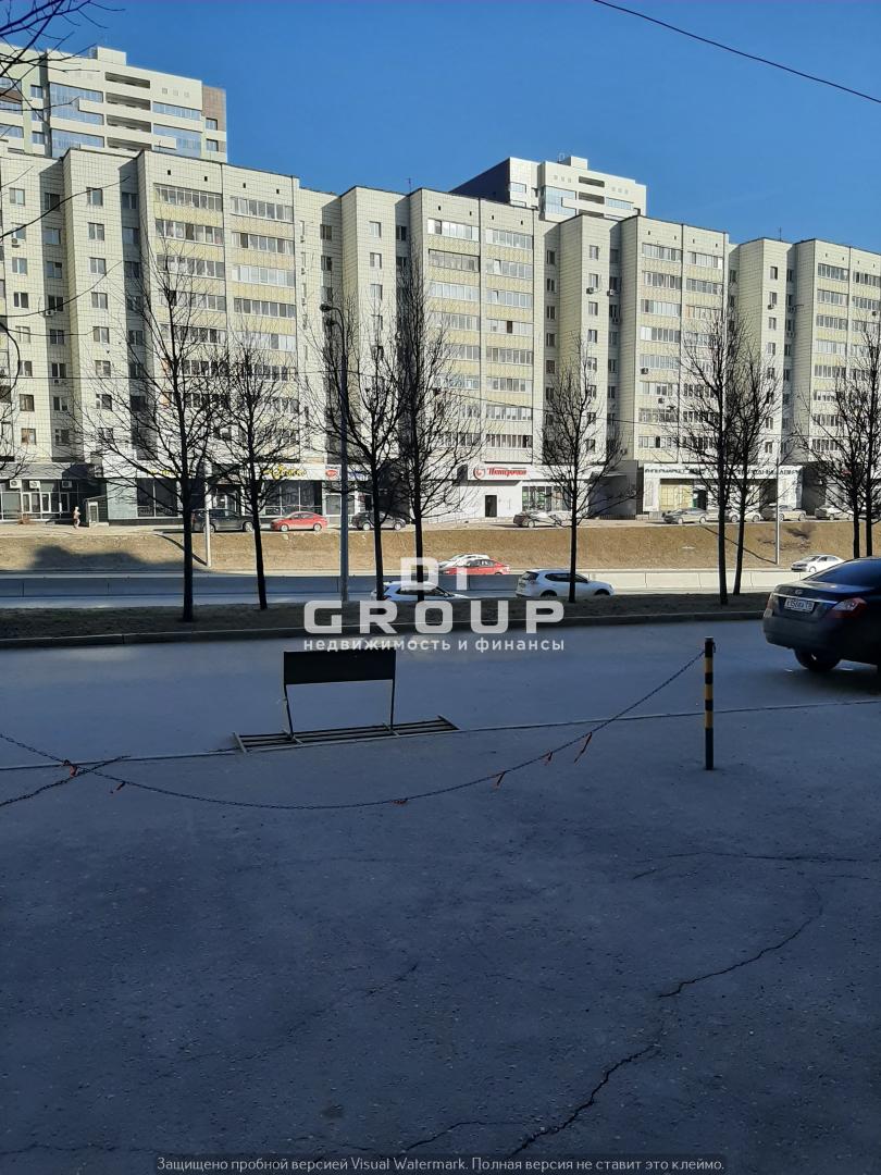 Продажа / Коммерческая / Free purpose, Казань, улица Калинина, 10 300 000 Продам помещение свободного назначения по ул. Калинина. — первая линия, первый этаж и высокий цоколь с окнами; —... - 1