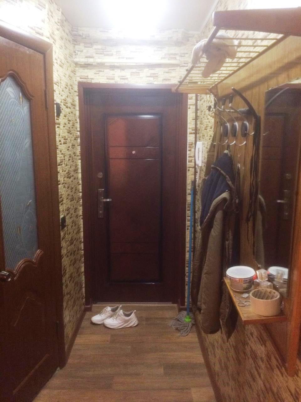 Продается двухкомнатная  квартира в районе дружба в г.Волжск. Квартира теплая. Окна пластиковые, новая металлическая... - 3