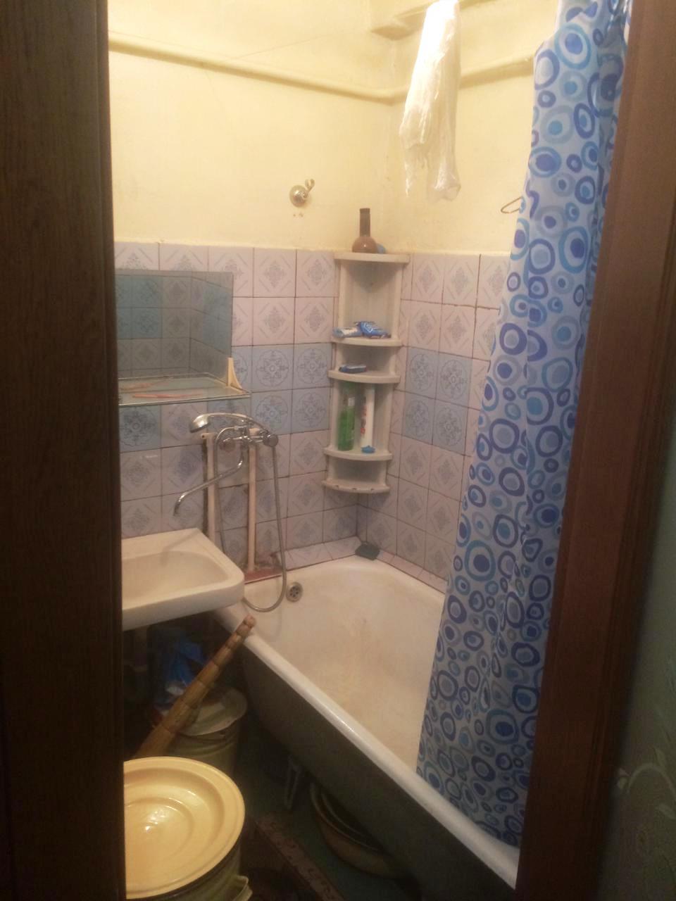 Продается двухкомнатная  квартира в районе дружба в г.Волжск. Квартира теплая. Окна пластиковые, новая металлическая... - 4