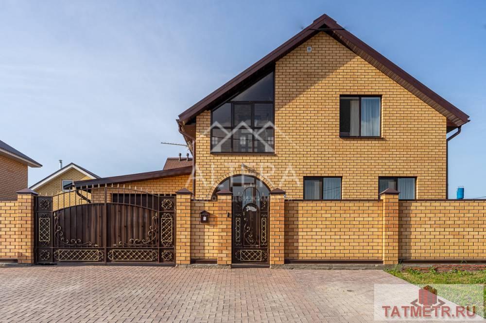 Продажа / Дома и коттеджи, Казань, Волшебная улица, 12 300 000 Рассмотрите наш вариант дома для себя и своей семьи! Возможен онлайн показ! Предлагаем Вашему вниманию 2-х этажный...