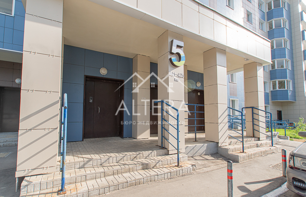 Продажа / Квартиры, Казань, улица Виктора Сажинова, 3 300 000 ЖК Салават Купере, ул. В. Сажинова д. 6/9 продам 1 — комнатную квартиру, площадь 41,4 кв.м на 12 этаже. В квартире... - 10