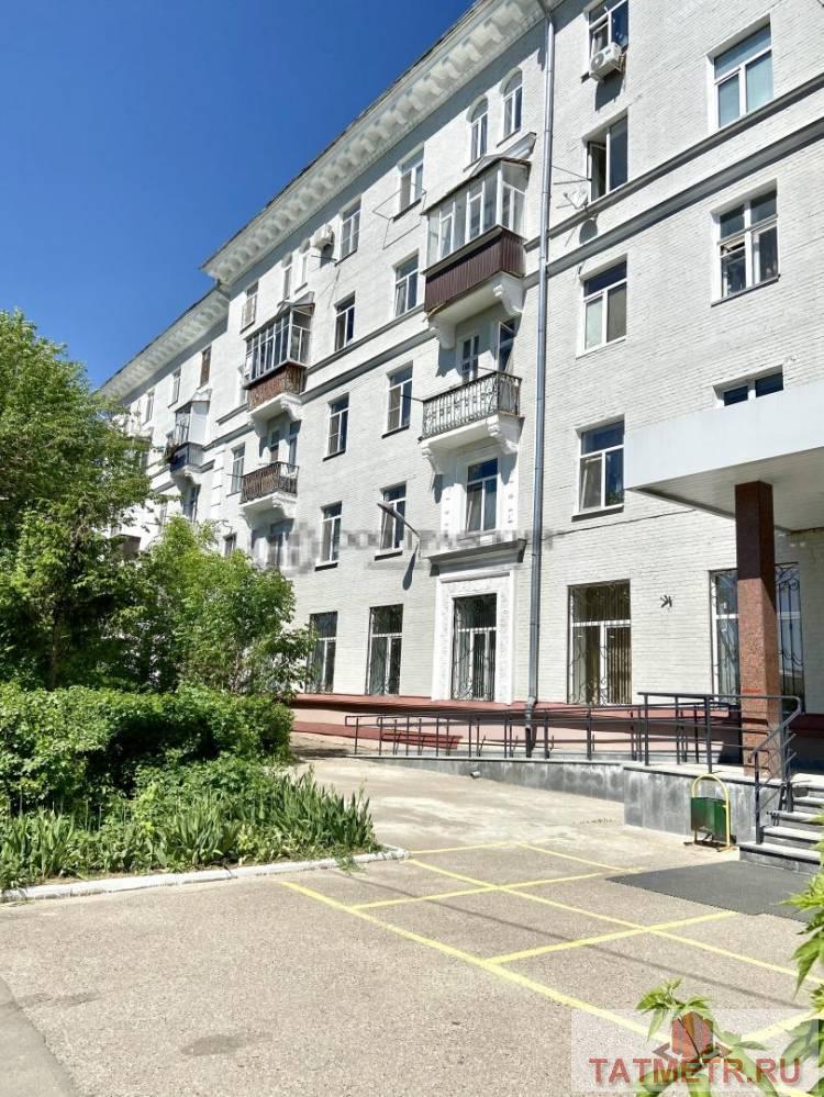 Предлагаем Вам приобрести изумительную квартиру! Квартира расположена в кирпичном доме сталинского проекта.... - 16