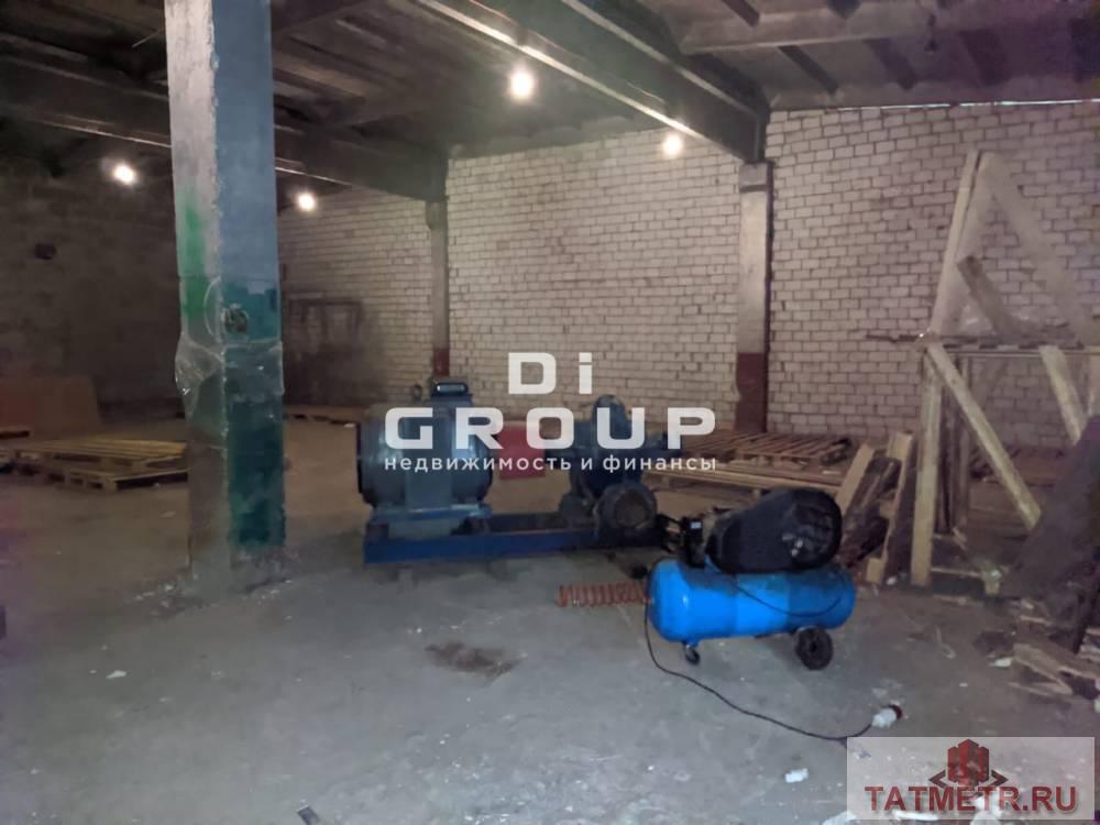 Аренда / Коммерческая / Warehouse, Казань, улица Оренбургский тракт 10-й километр, 43 200 Сдается в аренду холодный склад, 240 кв.м. в районе РКБ,за ТЦ Порт (Лесной городок) . — Кирпичное здание на... - 1