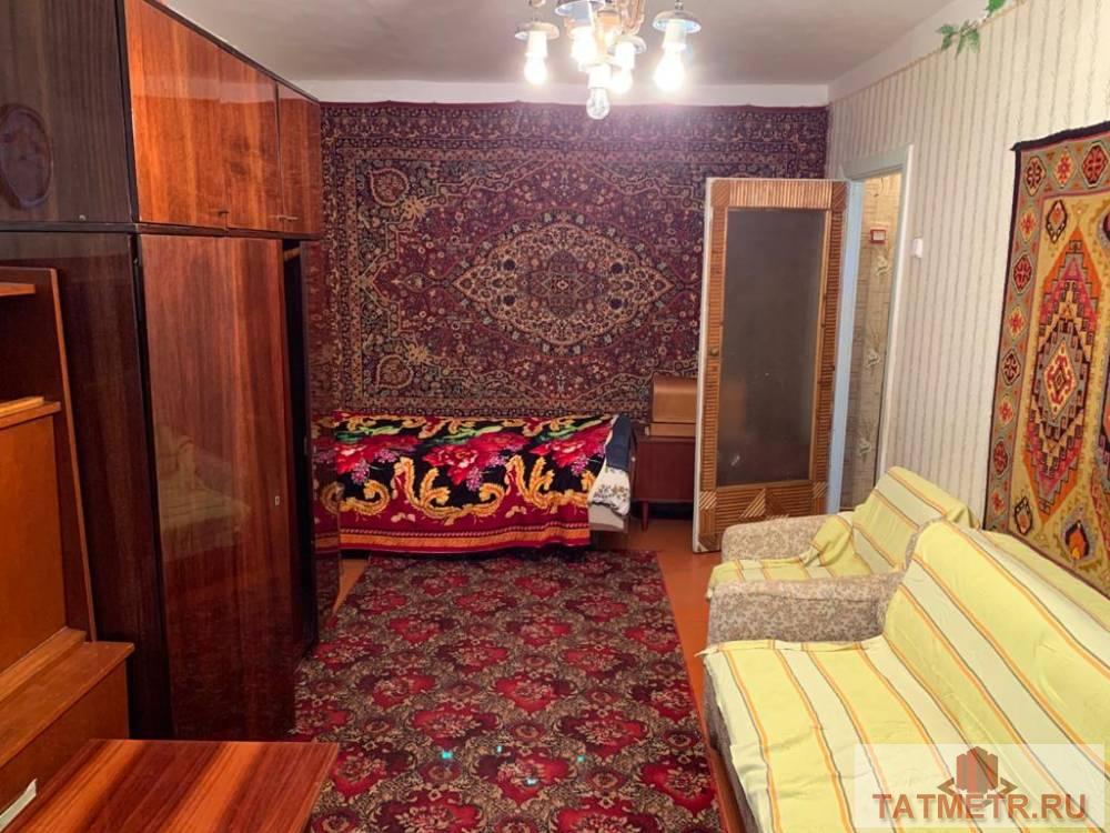 Продается просторная однокомнатная квартира в г.Зеленодольск. Квартира светлая, чистая расположена на среднем этаже....