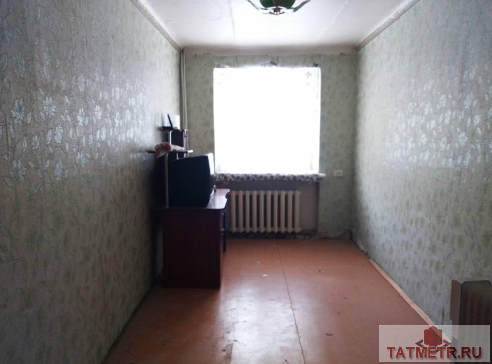 Продажа / Квартиры, Зеленодольск, Карла Маркса улица, 1 558 000 Продает двухкомнатная квартира в самом центре г. Зеленодольск. Комнаты просторные, теплые. Санузел совмещен. В доме... - 2