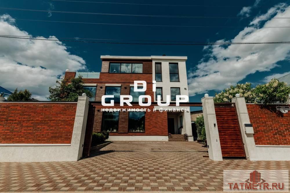 Продажа / Дома и коттеджи, Казань, Урожайная улица, 49 999 999 Продается современный 3-х этажный дом, общей площадью 432 кв.м., с 4 спальными комнатами. Земельный участок 4 сотки....