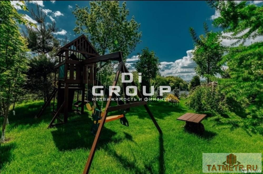 Продажа / Дома и коттеджи, Казань, Урожайная улица, 49 999 999 Продается современный 3-х этажный дом, общей площадью 432 кв.м., с 4 спальными комнатами. Земельный участок 4 сотки.... - 19