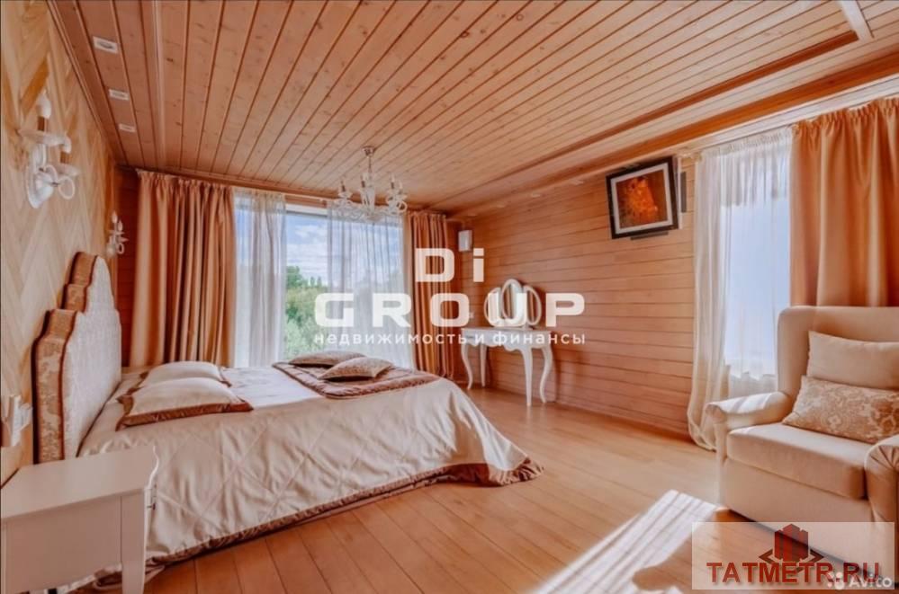 Продажа / Дома и коттеджи, Казань, Урожайная улица, 49 999 999 Продается современный 3-х этажный дом, общей площадью 432 кв.м., с 4 спальными комнатами. Земельный участок 4 сотки.... - 21