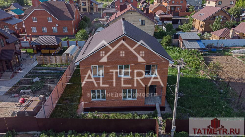 Продажа / Дома и коттеджи, Казань, Займищенская улица, 9 500 000 Отличное предложение для комфортной жизни в собственном доме. Продается просторный и качественный 2-х этажный ДОМ,...