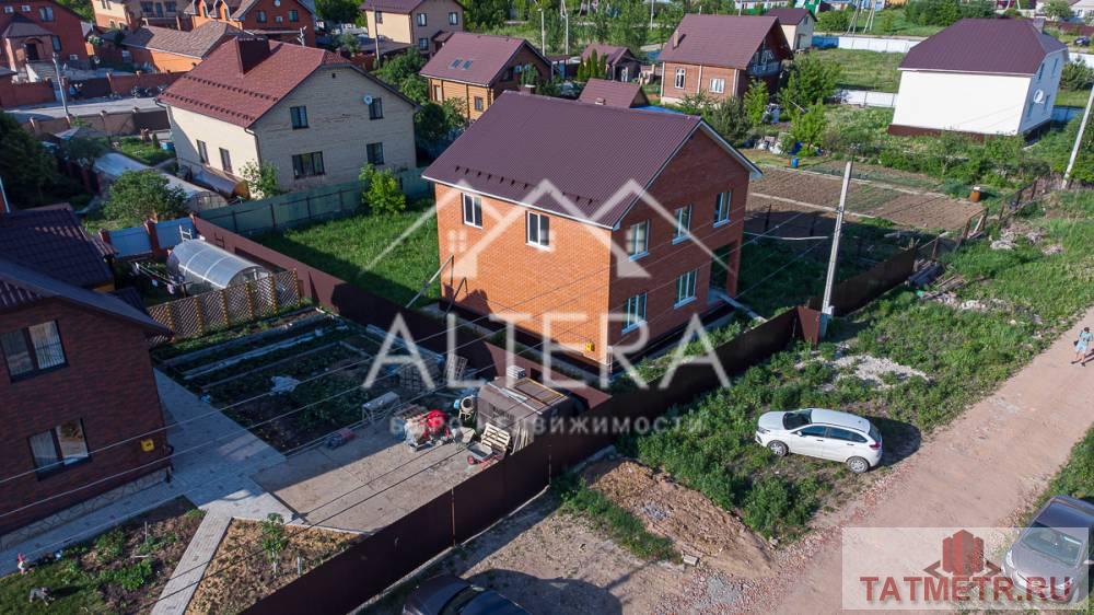 Продажа / Дома и коттеджи, Казань, Займищенская улица, 9 500 000 Отличное предложение для комфортной жизни в собственном доме. Продается просторный и качественный 2-х этажный ДОМ,... - 2