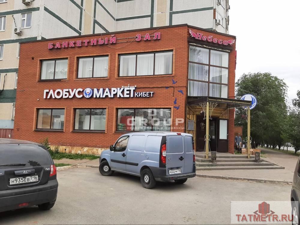 Продам отдельно стоящее двухэтажное здание с земельным участком в Ново-Савиновском районе. — 1 линия; — площадь... - 1