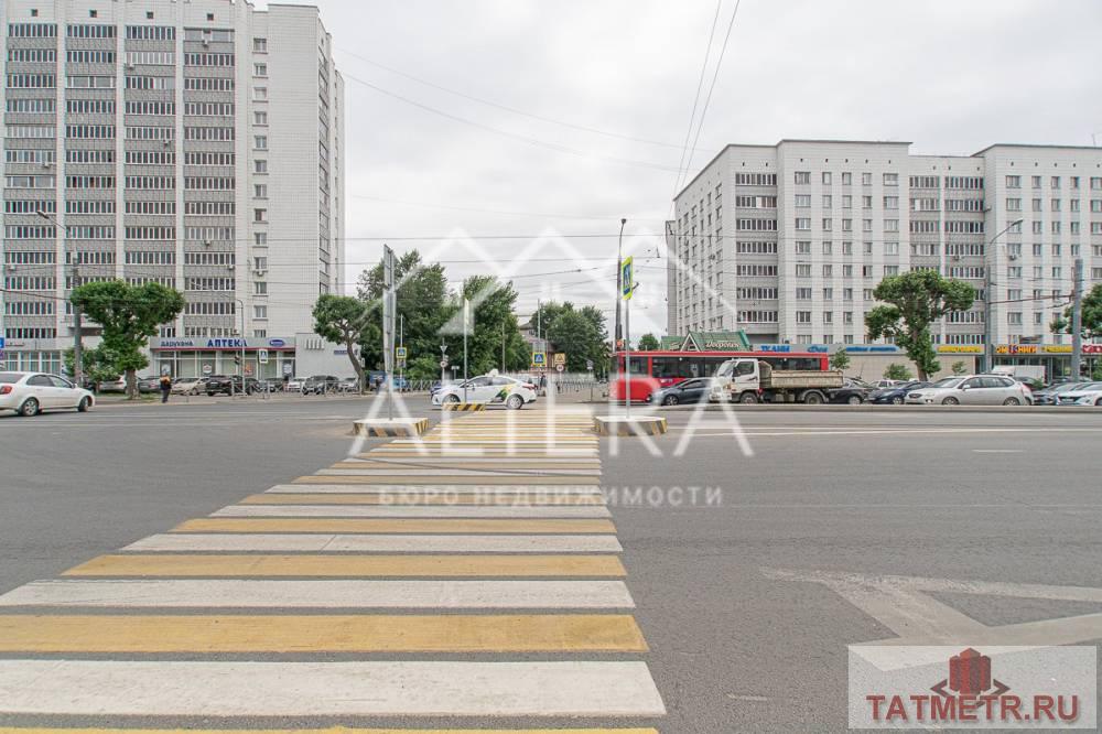 Продажа / Квартиры, Казань, улица Татарстан, 4 390 000 Продается 1 комнатная квартира в центре нашего города. Квартира светлая и уютная, новым хозяевам остается вся мебель.... - 5