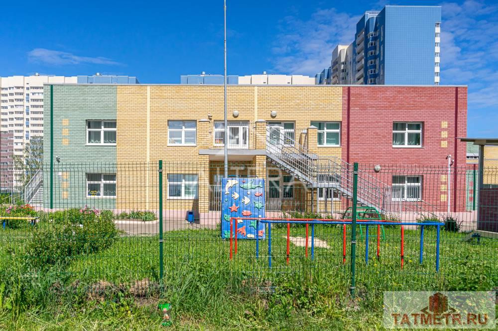 Продажа / Квартиры, Казань, улица Айрата Арсланова, 3 100 000 При входе в квартиру вы сразу почувствуете уют и тепло этой квартиры. Она очень светлая и сразу порадует вас. ВАЖНО... - 23