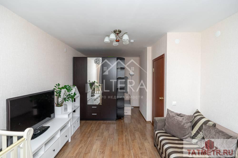 Продажа / Квартиры, Казань, улица Айрата Арсланова, 3 100 000 При входе в квартиру вы сразу почувствуете уют и тепло этой квартиры. Она очень светлая и сразу порадует вас. ВАЖНО... - 6