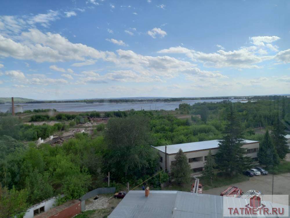 Продается квартира в новом доме в пгт. Васильево. Квартира большая, светлая, с красивым видом на реку Волга. Кухня,... - 6