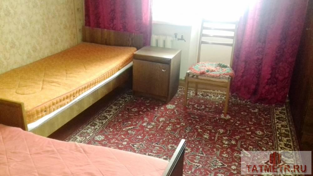 Аренда / Жилая / Квартира, Зеленодольск, Фрунзе улица, 7 500 Сдается хорошая квартира в г. Зеленодольск. Квартира в хорошем состоянии. Из мебели 2 кровати, шкаф, тумбочка, стол.... - 1