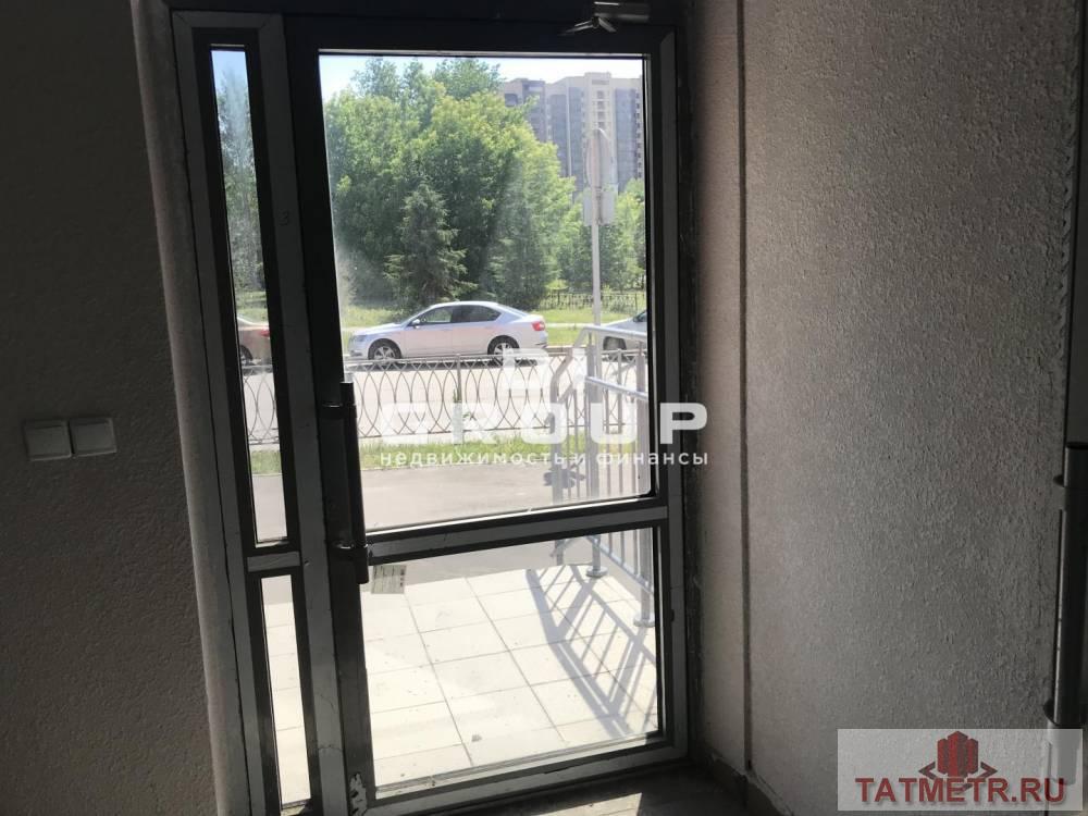 Коммерческая / Аренда / Офисы, Казань, улица Хусаина Мавлютова, 124 000 Сдается помещение свободного назначения 155 кв.м., в новом жилом доме по улице Хусаина Мавлютова, 17Е к1. Основные... - 4