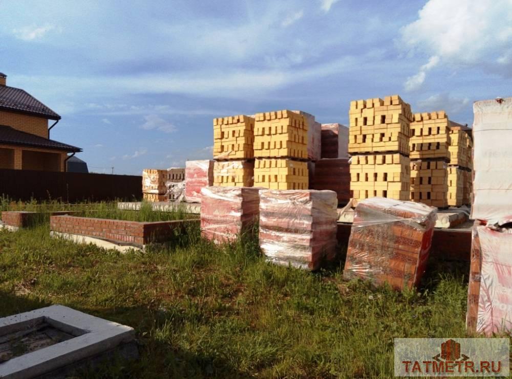 Продажа / Земельные участки, с. Осиново, Новая улица, 2 299 000 Продается отличный, ровный, правильной формы участок в замечательном районе с. Осиново. Участок огорожен забором из...