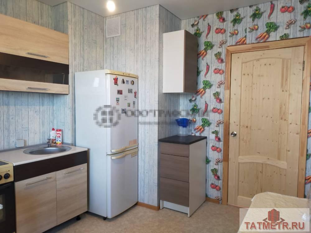 Продажа / Квартиры, Казань, улица Рауиса Гареева, 6 150 000 Замечательная 2-х комнатная в новом современном ЖК «Сказочный лес». Дом сдан и заселен. Квартира просторная ,...