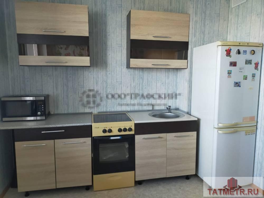 Продажа / Квартиры, Казань, улица Рауиса Гареева, 6 150 000 Замечательная 2-х комнатная в новом современном ЖК «Сказочный лес». Дом сдан и заселен. Квартира просторная ,... - 1