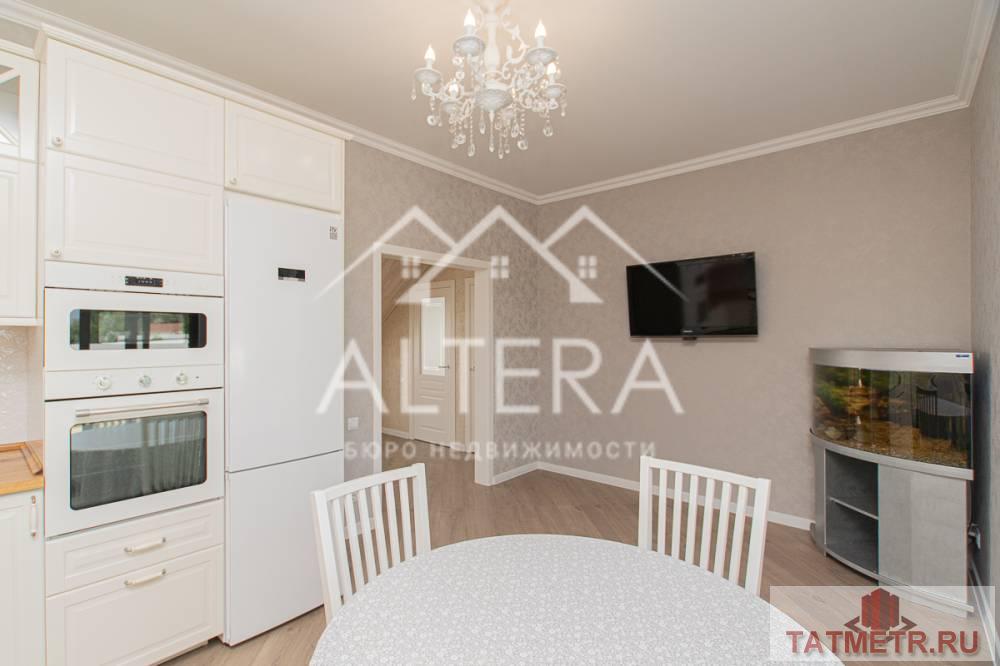 Продажа / Дома и коттеджи, Лаишево, улица Кирова, 13 990 000 Вашему вниманию представляем дом в центре Лаишева! -Отличный светлый кирпичный дом 2019 года постройки для большой... - 14