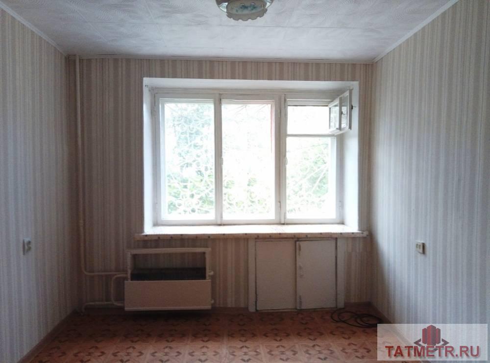 Продается замечательная комната в двухкомнатном блоке в самом хорошем общежитии г. Зеленодольска. Комната просторная,... - 1