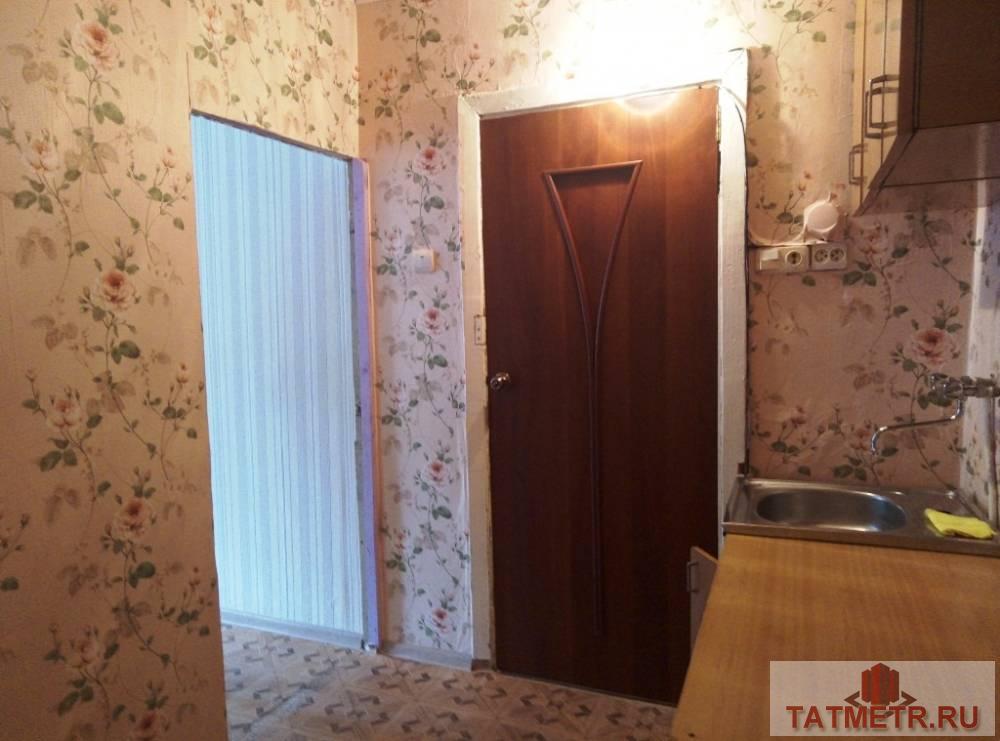 Продажа / Комнаты, Зеленодольск, Комарова улица, 579 000 Продается замечательная комната в двухкомнатном блоке в самом хорошем общежитии г. Зеленодольска. Комната просторная,... - 2