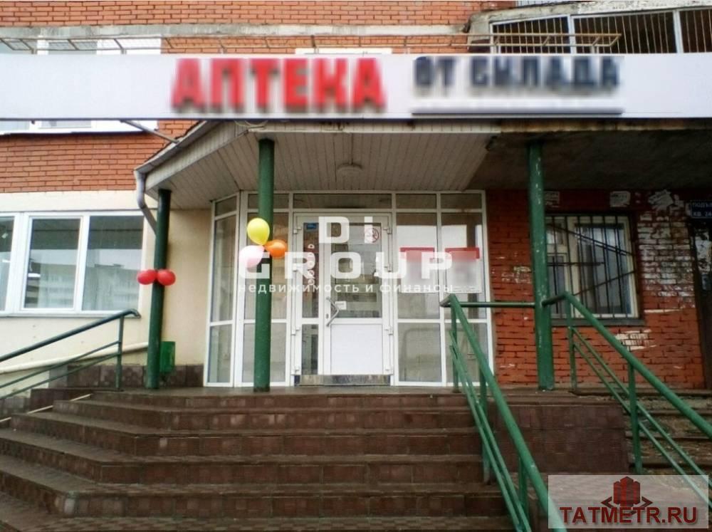Продажа / Коммерческая / Free purpose, Казань, Проспект Победы, 18 600 000 Продается 145 кв.м. на первой линии высокого пешеходного трафика на пресечении улиц Сахарова и Проспект Победы. Есть...