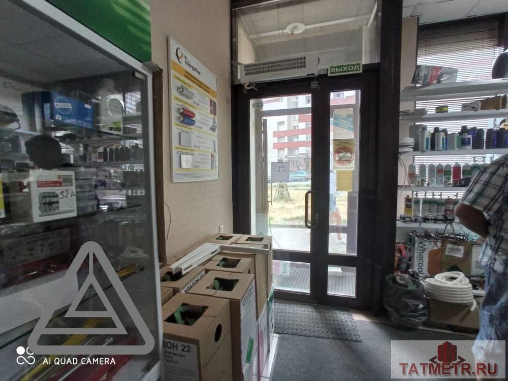 Аренда / Коммерческая / Free purpose, Казань, улица Академика Губкина, 86 200 Сдается торговое помещение 86.2 квм по адресу Академика Глушко 39/1 . удобное место расположние возле остановки ....