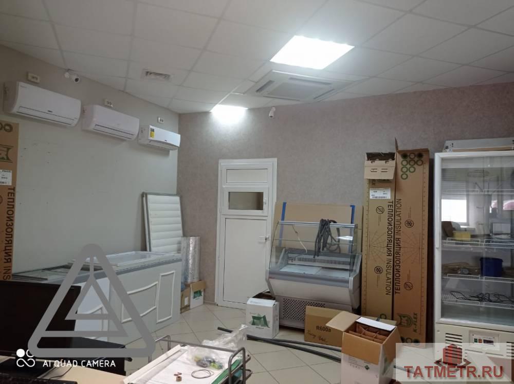 Аренда / Коммерческая / Free purpose, Казань, улица Академика Губкина, 86 200 Сдается торговое помещение 86.2 квм по адресу Академика Глушко 39/1 . удобное место расположние возле остановки .... - 17