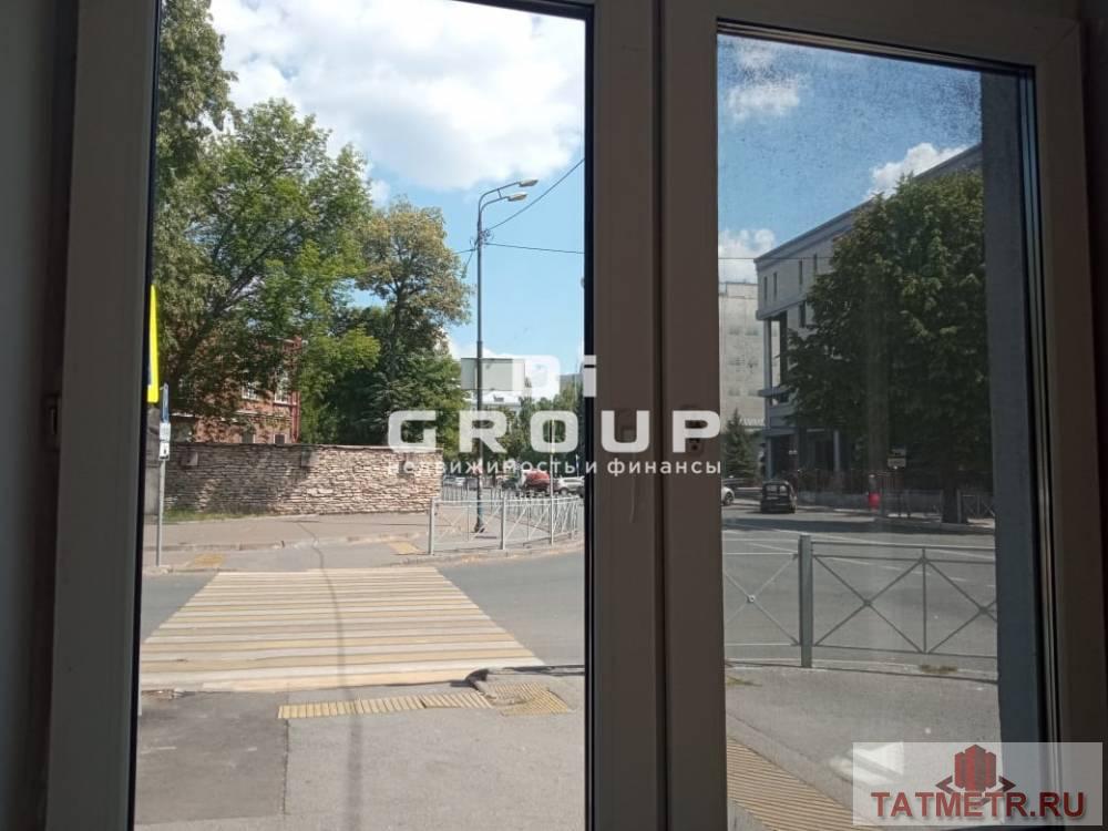 Аренда / Коммерческая / Public catering, Казань, улица Бутлерова, 160 000 Сдам площадь свободного назначения в самом центре города на первой линии. Основные характеристики: — большой поток... - 10