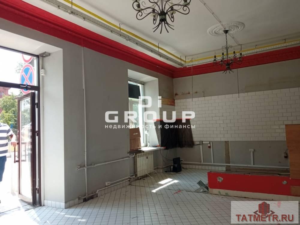 Аренда / Коммерческая / Public catering, Казань, улица Бутлерова, 160 000 Сдам площадь свободного назначения в самом центре города на первой линии. Основные характеристики: — большой поток... - 2
