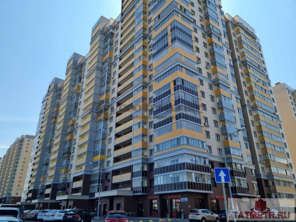 Продажа / Квартиры, Казань, проспект Альберта Камалеева, 7 828 000 Продается Просторная двухкомнатная квартира общей площадью 76,1 кв.м. в современном жилом комплексе Казань 21 век с... - 21