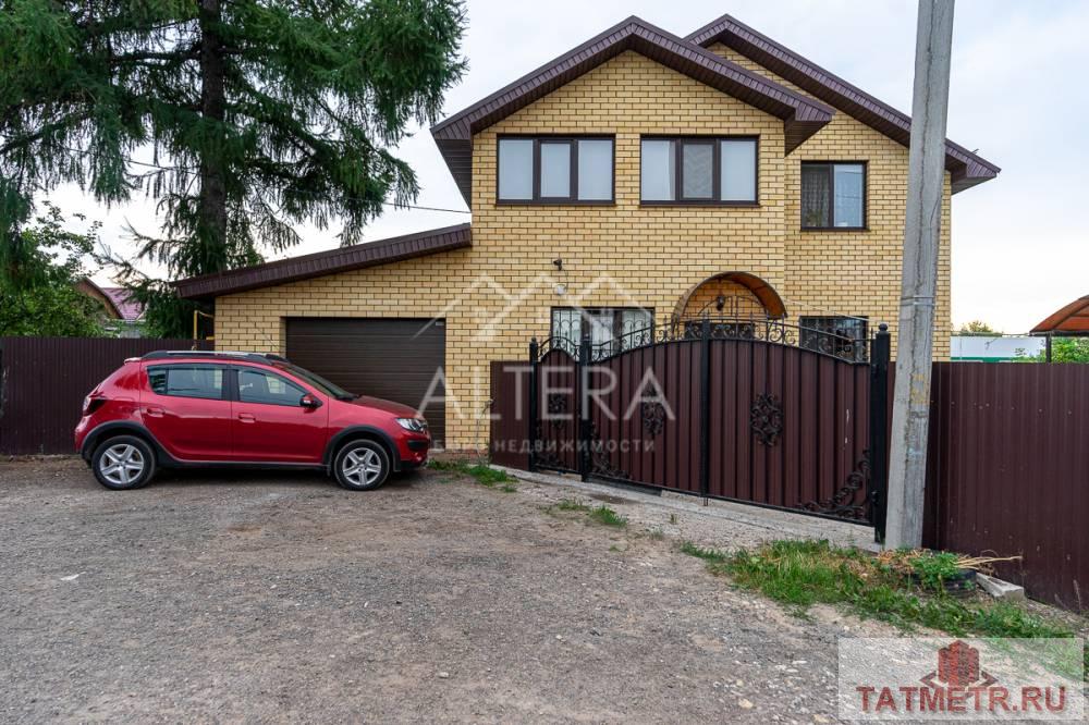 Продажа / Дома и коттеджи, Казань, улица Азина, 9 499 000 .Прекрасное предложение для комфортной жизни в собственном доме! Продается отличный 2-х этажный коттедж в Советском...