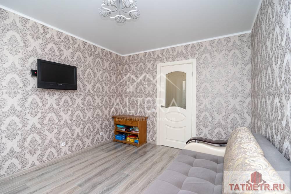 Продажа / Квартиры, Казань, улица Азата Аббасова, 9 400 000 Представляем Вашему вниманию уютную, просторную, светлую 3хкомнатную квартиру с отличным ремонтом на комфортном 6... - 9