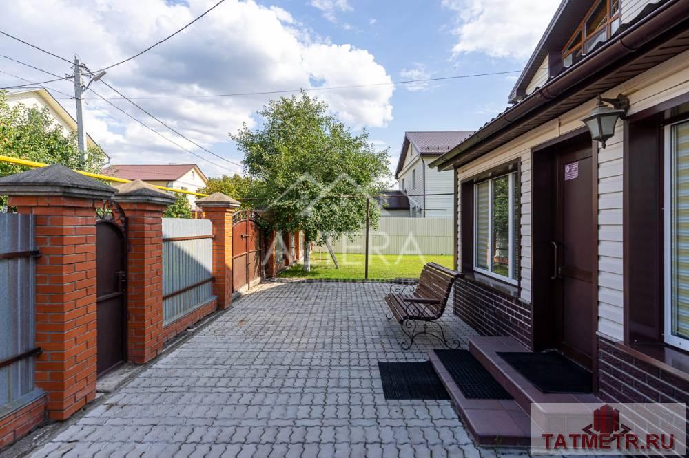 Продажа / Дома и коттеджи, Казань, улица Шавкат, 11 999 000 ВАЖНО!!! Съезд на второстепенную дорогу, что позволяет избежать пробок! Обратите внимание! Продается 2-х этажный... - 1