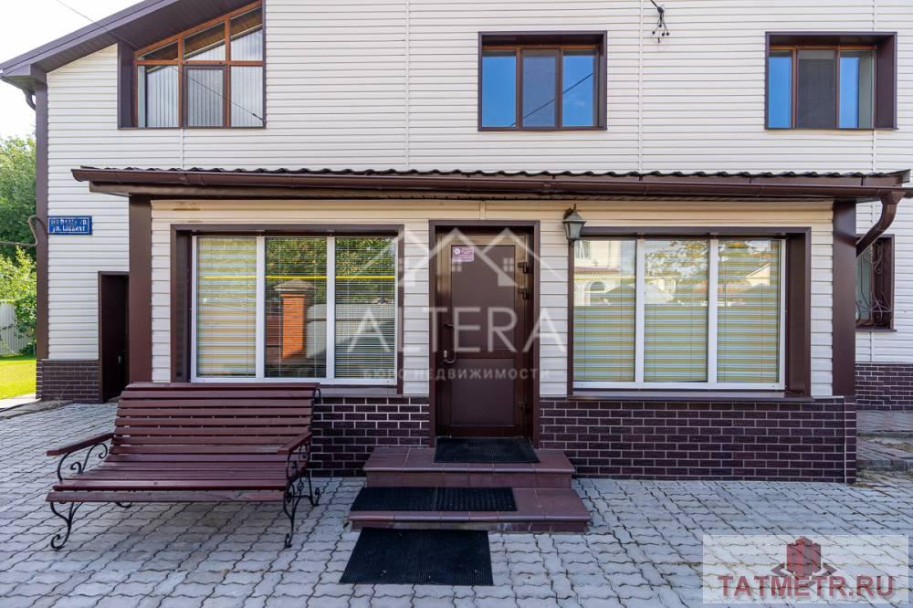 Продажа / Дома и коттеджи, Казань, улица Шавкат, 11 999 000 ВАЖНО!!! Съезд на второстепенную дорогу, что позволяет избежать пробок! Обратите внимание! Продается 2-х этажный... - 2