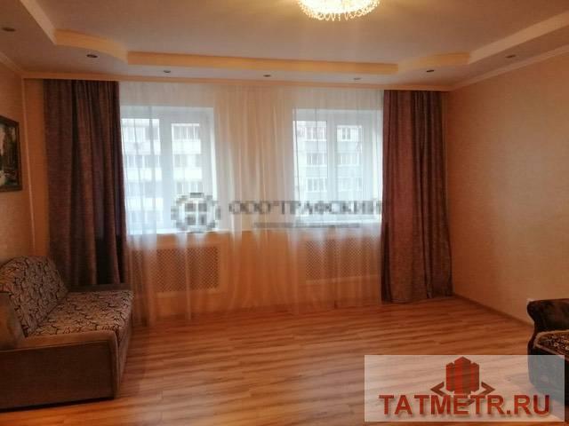 Продам современную 2 комнатную квартиру по улице Четаева 10, расположенную на 3 этаже . Хороший ремонт, совмещены зал... - 3