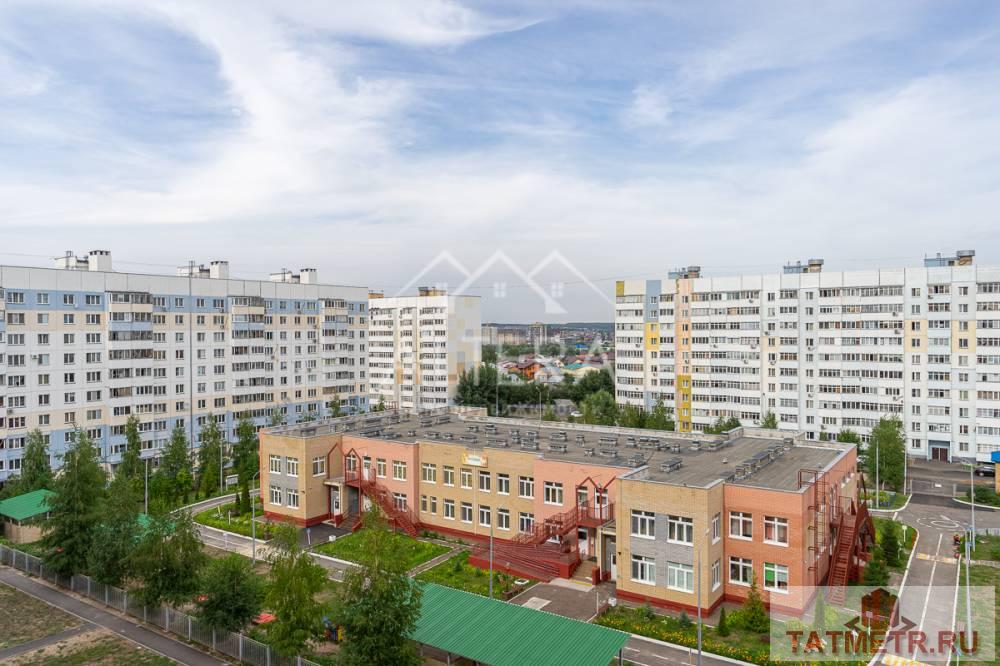 Продажа / Квартиры, Казань, улица Академика Глушко, 5 450 000 Продается светлая и уютная 2-хкомнатная квартира, расположенная на комфортном 7-м этаже 10-ти этажного дома в... - 14
