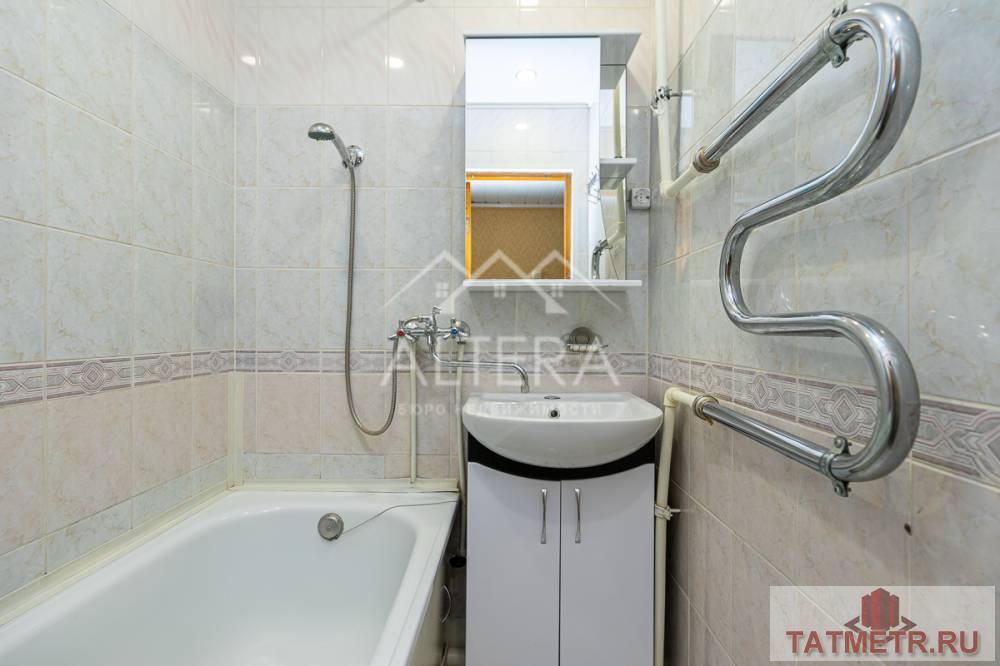 Продажа / Квартиры, Казань, улица Айдарова, 3 899 000 Отличный вариант уютной трехкомнатной квартиры в кирпичном доме!!! Светлая квартира с ремонтом в тихом районе с... - 11