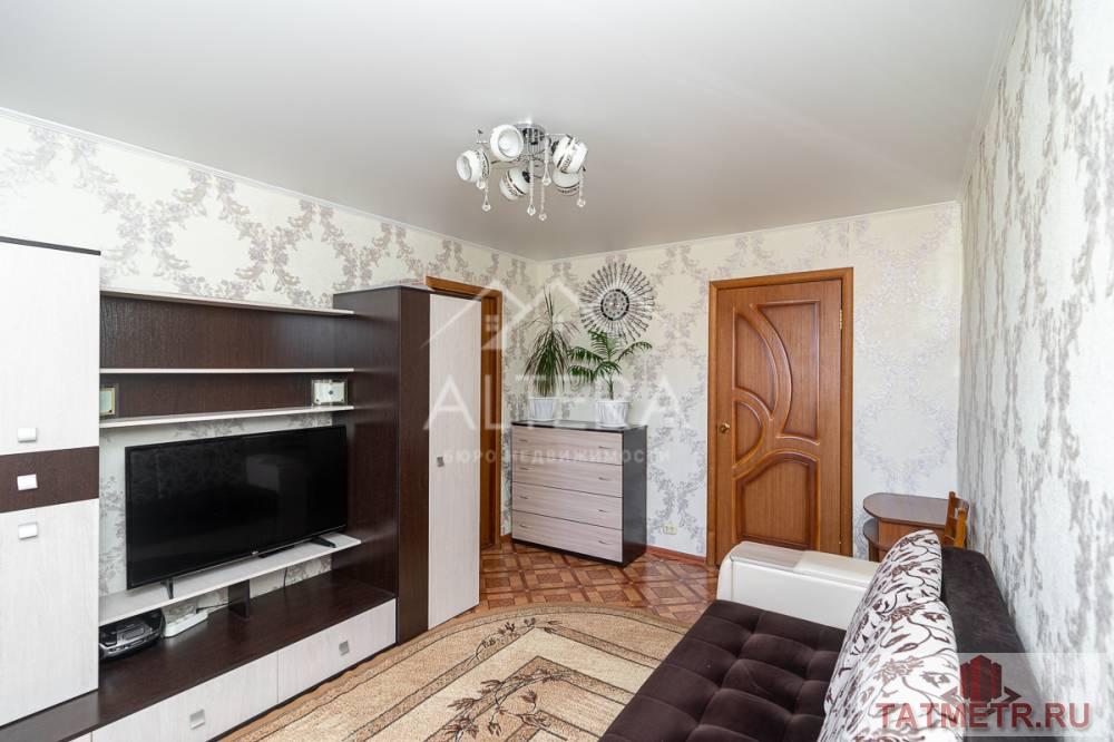 Продажа / Квартиры, Казань, улица Айдарова, 3 899 000 Отличный вариант уютной трехкомнатной квартиры в кирпичном доме!!! Светлая квартира с ремонтом в тихом районе с... - 3