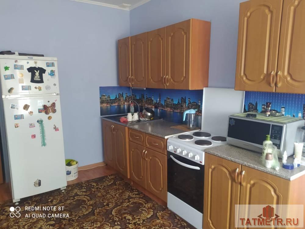Продажа / Квартиры, пгт. Васильево, Ленина улица, 1 650 000 Продается однокомнатная квартира в пгт. Васильево с прекрасным видом на р. Волга. В квартире сделан ремонт, на полу... - 1