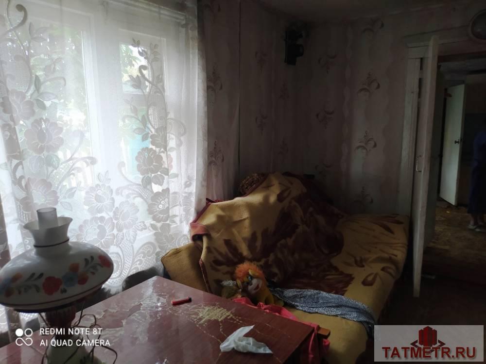 Продажа / Жилая / Дом с участком, пгт. Васильево, Кирова улица, 1 093 000 ПРОДАЕТСЯ крепкий дом в пгт. Васильево. В доме имеются одна просторная комната, кухня. Свет, вода в доме. Участок... - 1