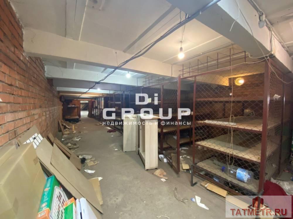 Аренда / Коммерческая / Warehouse, Казань, Московская улица, 82 500 Сдается складское помещение в центре города на ул. Московская 72/10. Подвальное сухое помещение, имеются стеллажи.... - 10
