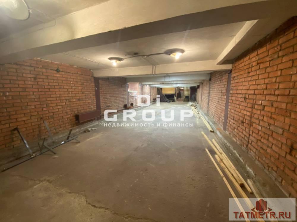 Аренда / Коммерческая / Warehouse, Казань, Московская улица, 82 500 Сдается складское помещение в центре города на ул. Московская 72/10. Подвальное сухое помещение, имеются стеллажи.... - 8