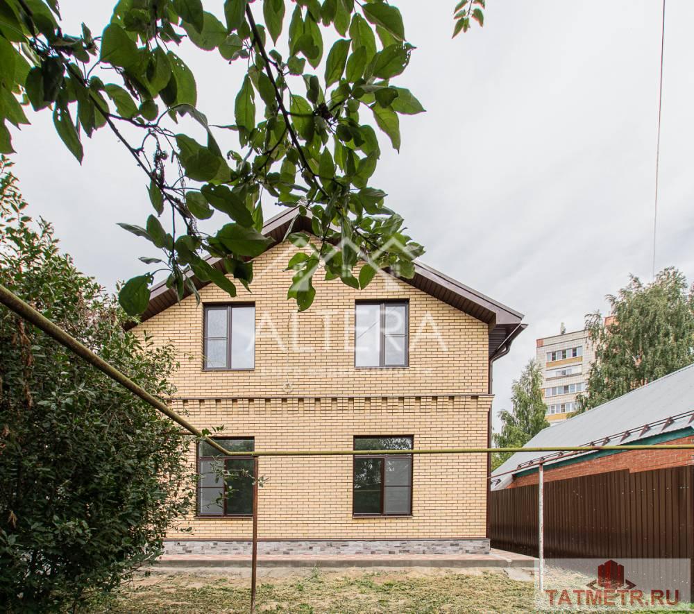 Продажа / Дома и коттеджи, Казань, улица Альпинистов, 19 000 000 Эксклюзивный дом! В центре города, в поселке Аметьево. Продается 2-х этажный дом под ключ, площадью 204 кв. м на... - 1